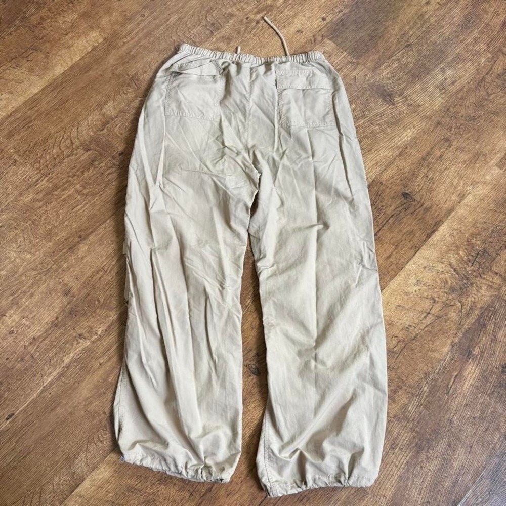 Casual lightweight khaki pants - Picture 2 of 7